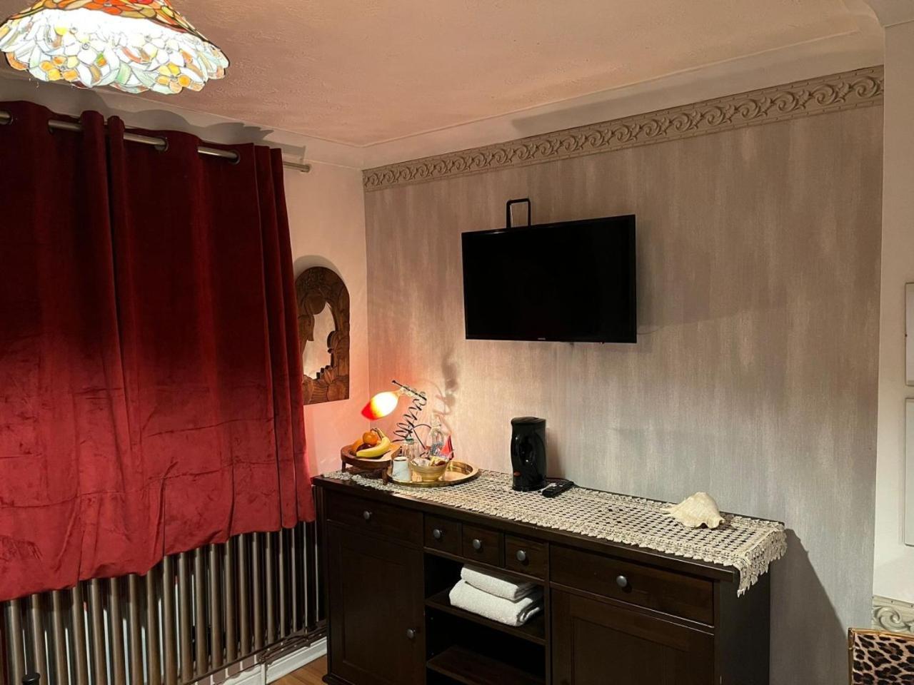 Lovely Double Bedroom In Rotherhithe Londýn Exteriér fotografie